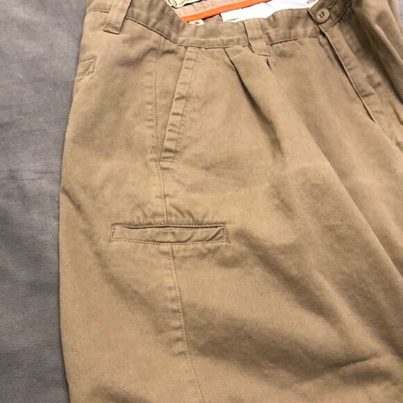 Outdoor Outfitters Pleated Front Shorts Mens Size 33 Twill Vintage Y2K - Picture 5 of 8